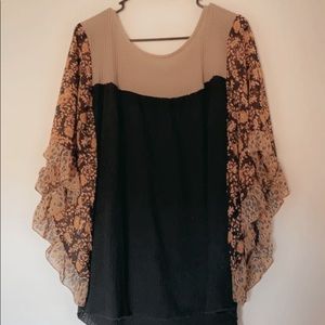 Trendy fall knit shirt